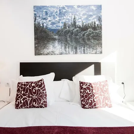 Apartment Sleep Universitat By *